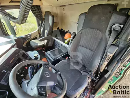 Vrachtwagen 2014 Mercedes-Benz Actros 1845 (8)