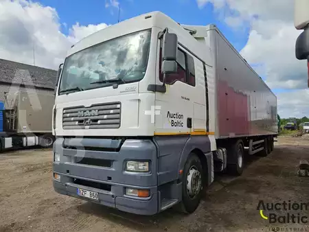 Vrachtwagen 2006 MAN TGA 18.430 (2)