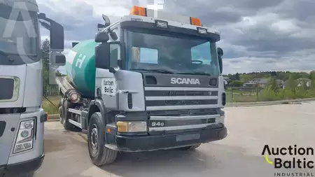Camiónes hormigoneras 2000 Scania P 94 GB (2)