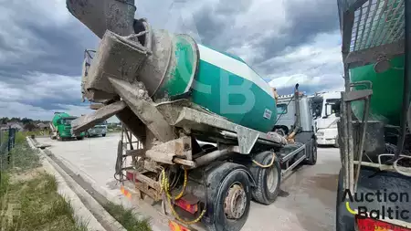 Camiónes hormigoneras 2000 Scania P 94 GB (3)