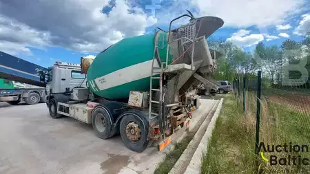 Camiónes hormigoneras 2000 Scania P 94 GB (4)