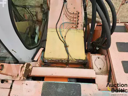 Pelles sur chenilles 2001 Kobelco SK 235 SR (12)