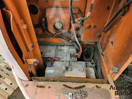 Pelles sur chenilles 2001 Kobelco SK 235 SR (15)
