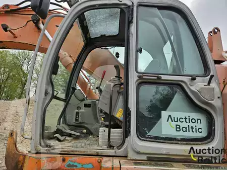 Pelles sur chenilles 2001 Kobelco SK 235 SR (5)