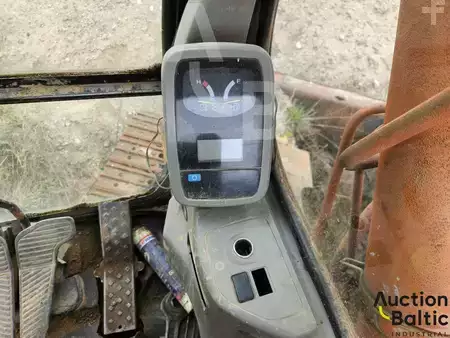 Pelles sur chenilles 2001 Kobelco SK 235 SR (9)