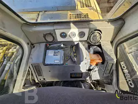 Pelles sur chenilles 1999 Kobelco SK 210 LC-1A (10)