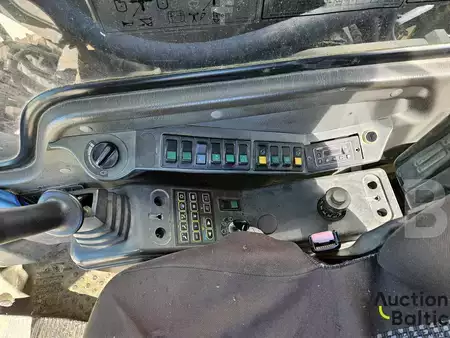 Bæltegraver 2000 Volvo EC 210 LC (12)