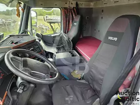 Lastbil 2005 Volvo FM460 (6)