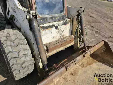 Mini-carregadeira 2001 Bobcat 873 (13)