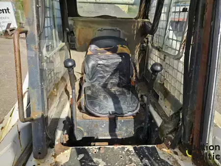 Mini-carregadeira 2001 Bobcat 873 (7)