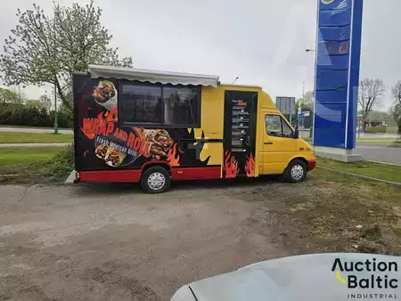 Caminhão 2003 Mercedes-Benz Sprinter 308 CDI (1)
