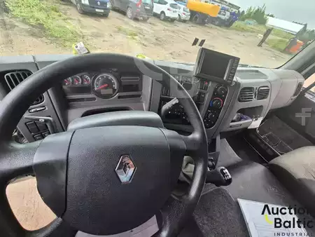 Lastkraftwagen 2012 Renault Midlum (18)