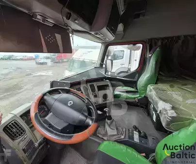 Lastkraftwagen 2008 Renault Premium 450.19 (10)