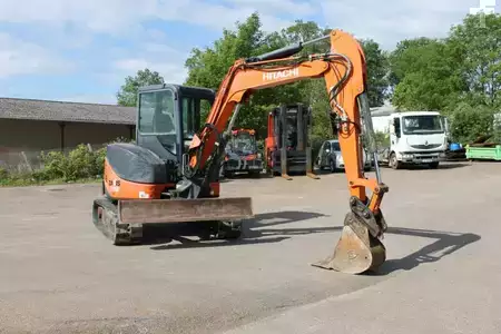 Koparki gąsienicowe 2010 Hitachi ZAXIS 52U-3CLR (1)
