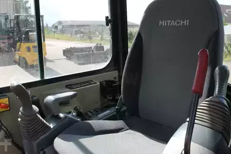 Koparki gąsienicowe 2010 Hitachi ZAXIS 52U-3CLR (13)