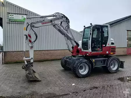 Mobiele graafmachines 2022 Takeuchi TB295W (1)