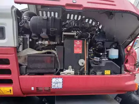 Mobiele graafmachines 2022 Takeuchi TB295W (7)