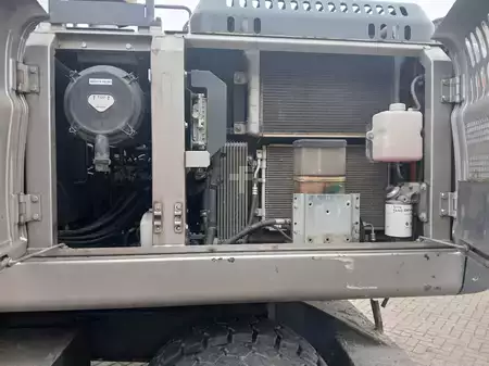 Mobil gravemaskin 2015 Doosan DX210W-5 (8)
