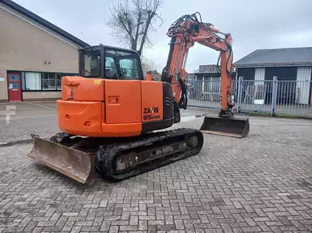 Koparki gąsienicowe 2017 Hitachi ZX85USB-5A (3)