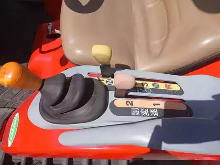 Altri 0 Yanmar CT122 (10)