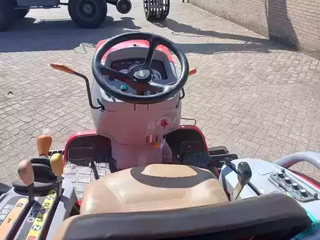 Altri 0 Yanmar CT122 (11)