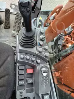 Pyöräkaivinkoneet  2023 Hitachi ZX135W-7 (12)