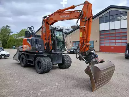 Pyöräkaivinkoneet  2023 Hitachi ZX135W-7 (5)