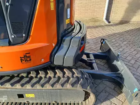 Mini excavadoras 2023 Hitachi ZX33U-6 CLR (8)