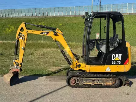 Mini excavators 2014 Caterpillar 301.7D (2)