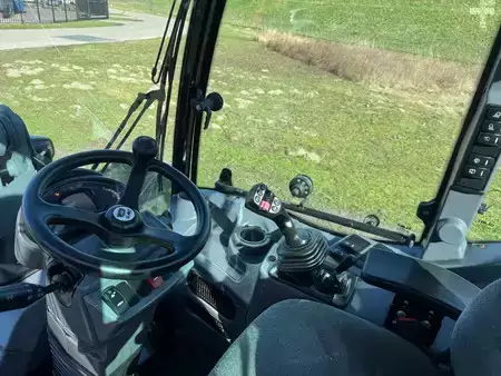 Kompaktní nakladače 2021 Giant G5000 DC Z-HEF Mini Shovel Kniklader (16)