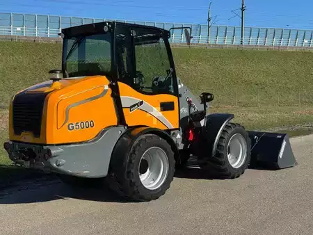 Kompaktní nakladače 2021 Giant G5000 DC Z-HEF Mini Shovel Kniklader (6)