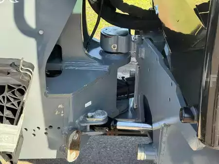 Kompaktní nakladače 2021 Giant G5000 DC Z-HEF Mini Shovel Kniklader (9)