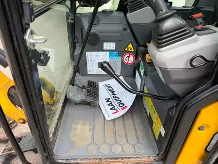 Minigraafmachines 2020 Caterpillar 301.8 - A/C! (18)