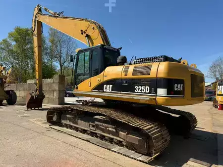 Koparki gąsienicowe 2006 Caterpillar 325 D (13)