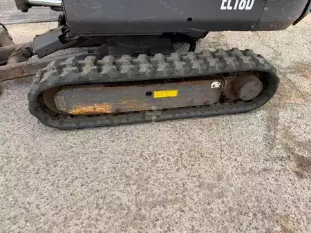 Mini excavadoras 2017 Volvo EC 18 D (17)