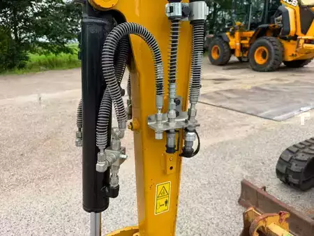 Mini-koparki 2021 Caterpillar 301.8 (33)