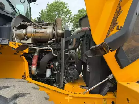Wielladers 2016 JCB 427 ZX (23)