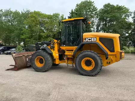 Wielladers 2016 JCB 427 ZX (3)