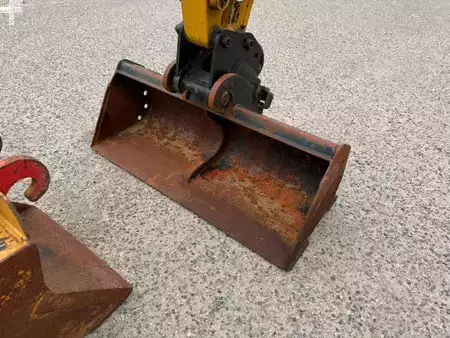Minigraafmachines 2021 Caterpillar 301.8 (31)