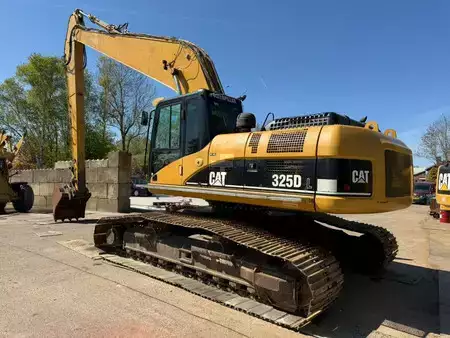 Koparki gąsienicowe 2006 Caterpillar 325 D (13)