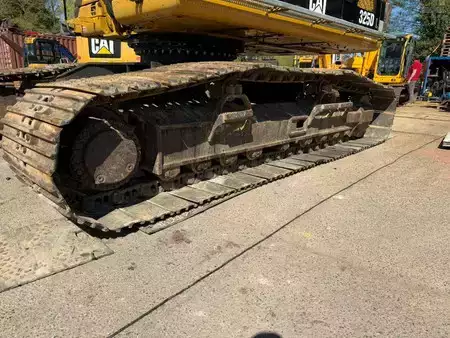 Koparki gąsienicowe 2006 Caterpillar 325 D (28)