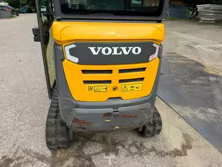 Minikaivinkoneet 2017 Volvo EC 18 D (20)