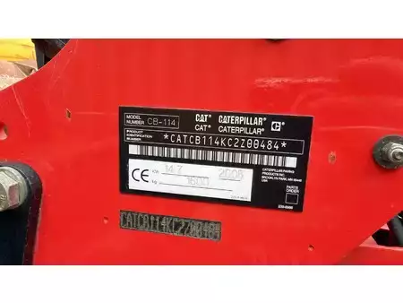 Tandemruller 2006 Caterpillar CB 114 - Only 200 hours! (21)