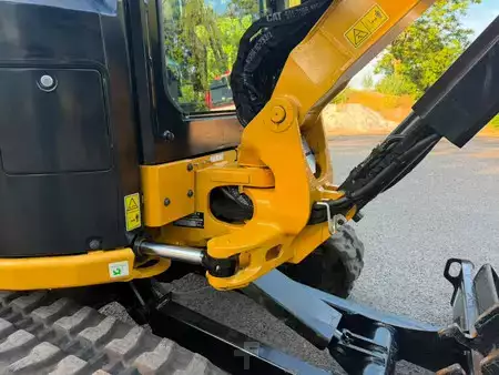 Minigraafmachines 2025 Caterpillar 302.7 CR - pressure cabin! (29)