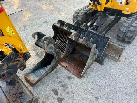 Minigraafmachines 2025 Caterpillar 302.7 CR - pressure cabin! (32)