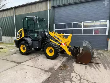 Cargadoras de ruedas 2021 Komatsu WA 80 M-8 (1)