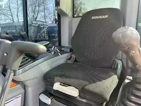 Mini-koparki 2023 Doosan DX 35 Z (30)