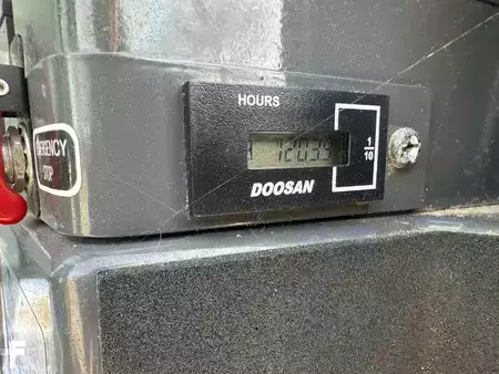 Mini-koparki 2023 Doosan DX 35 Z (31)