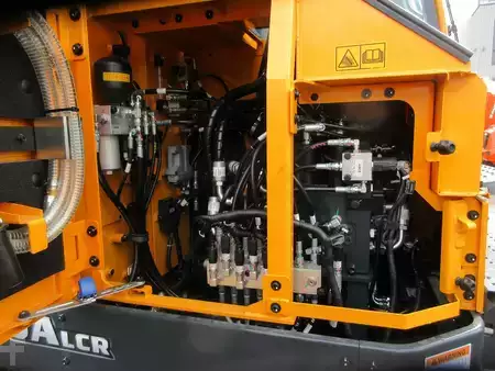 Koparki gąsienicowe 2024 Hyundai HX130ALCR (6)