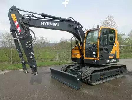 Koparki gąsienicowe 2024 Hyundai HX130ALCR (1)